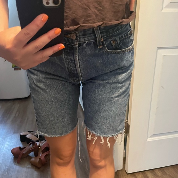 Custom Levi Shorts Size 27/28 - Picture 1 of 4
